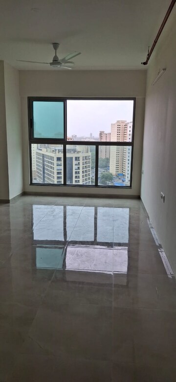 2 BHK Apartment For Rent in Sheth Irene, Malad West