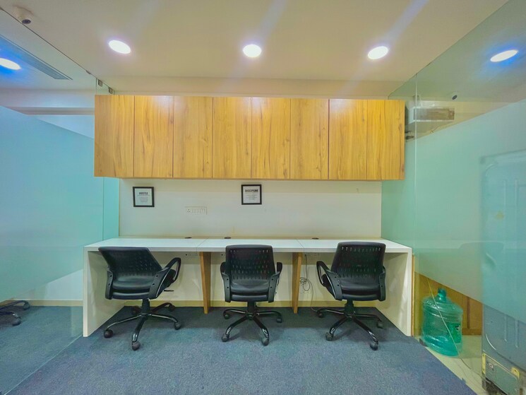 Team Area, shilp-epitome Commercial Office Space 822 Sq.Ft. In Bodakdev Ahmedabad 9035226