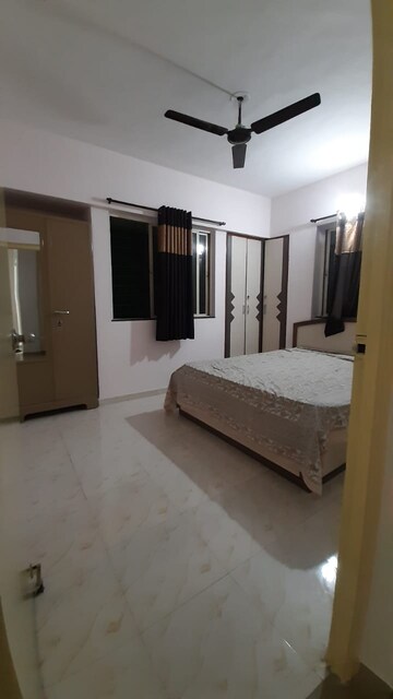 Room in 2 BHK Apartment at Sanskrauti Shilp, Dhanori – for Rent
