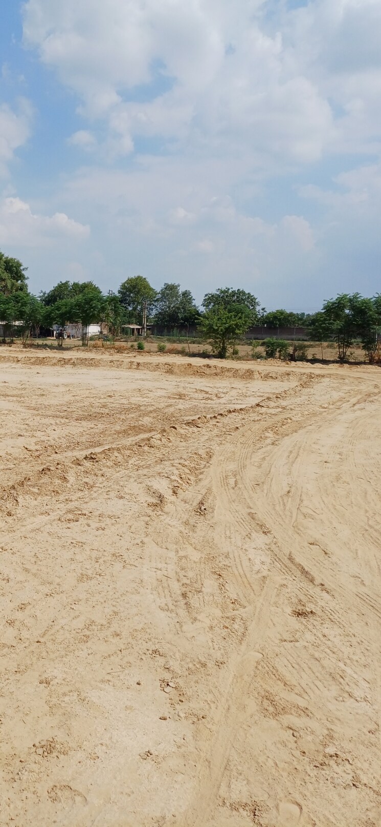 undefined, dheeraj nagar  85 Sq.Yd. Plot In Dheeraj Nagar Faridabad 9035283