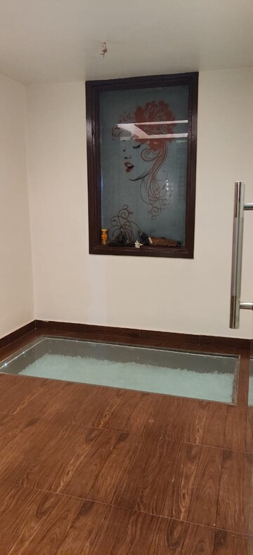 Furnished Amenities in 3 BHK Builder Floor at Empire Floors, Sector 57 – for Rent