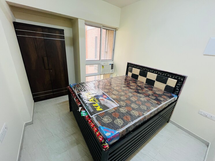 Bedroom, dombivli east 1 Bedroom 550 Sq.Ft. Apartment In Dombivli East Thane 9035345