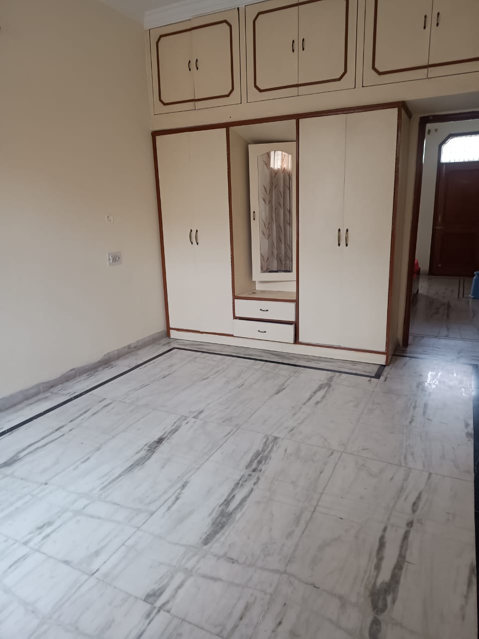 2 BHK Independent House For Rent in Sector 21