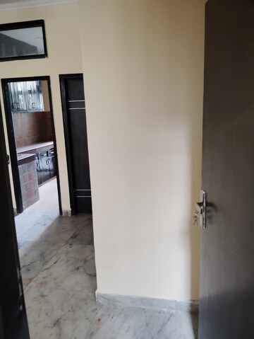 Kitchen in 1 BHK Builder Floor at Palam Vihar – for Rent