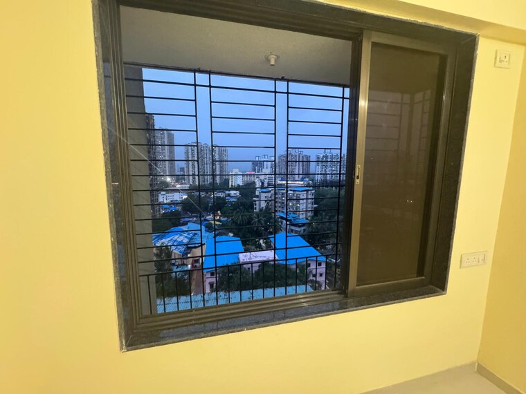 Room, bhandup west 1 Bedroom 450 Sq.Ft. Apartment In Bhandup West Mumbai 9035408