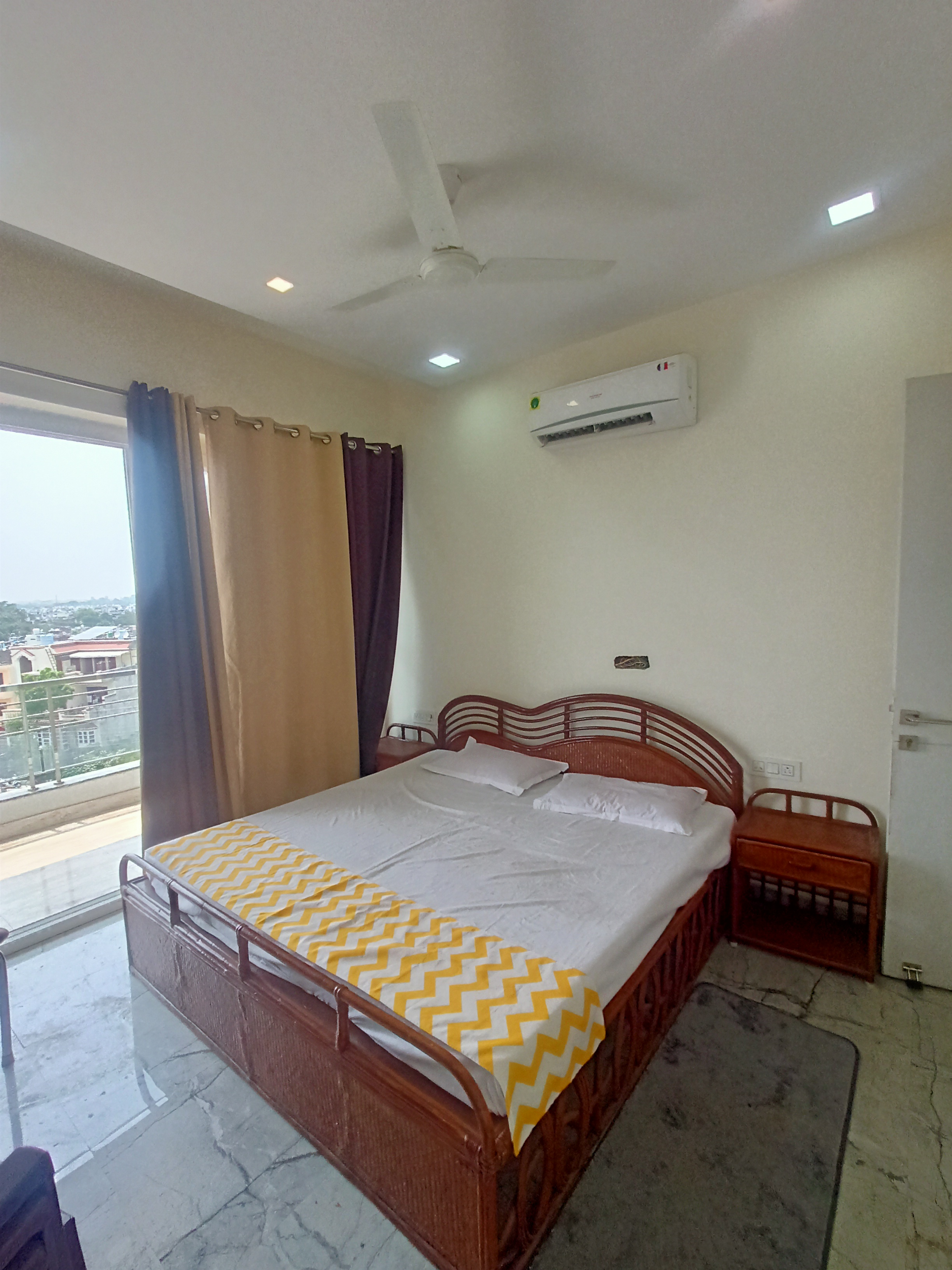 3 BHK Independent House For Rent in Sector 17