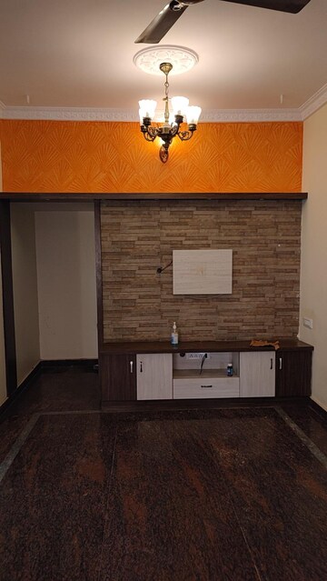 Room in 2 BHK Independent House at Ramamurthy Nagar – for Rent