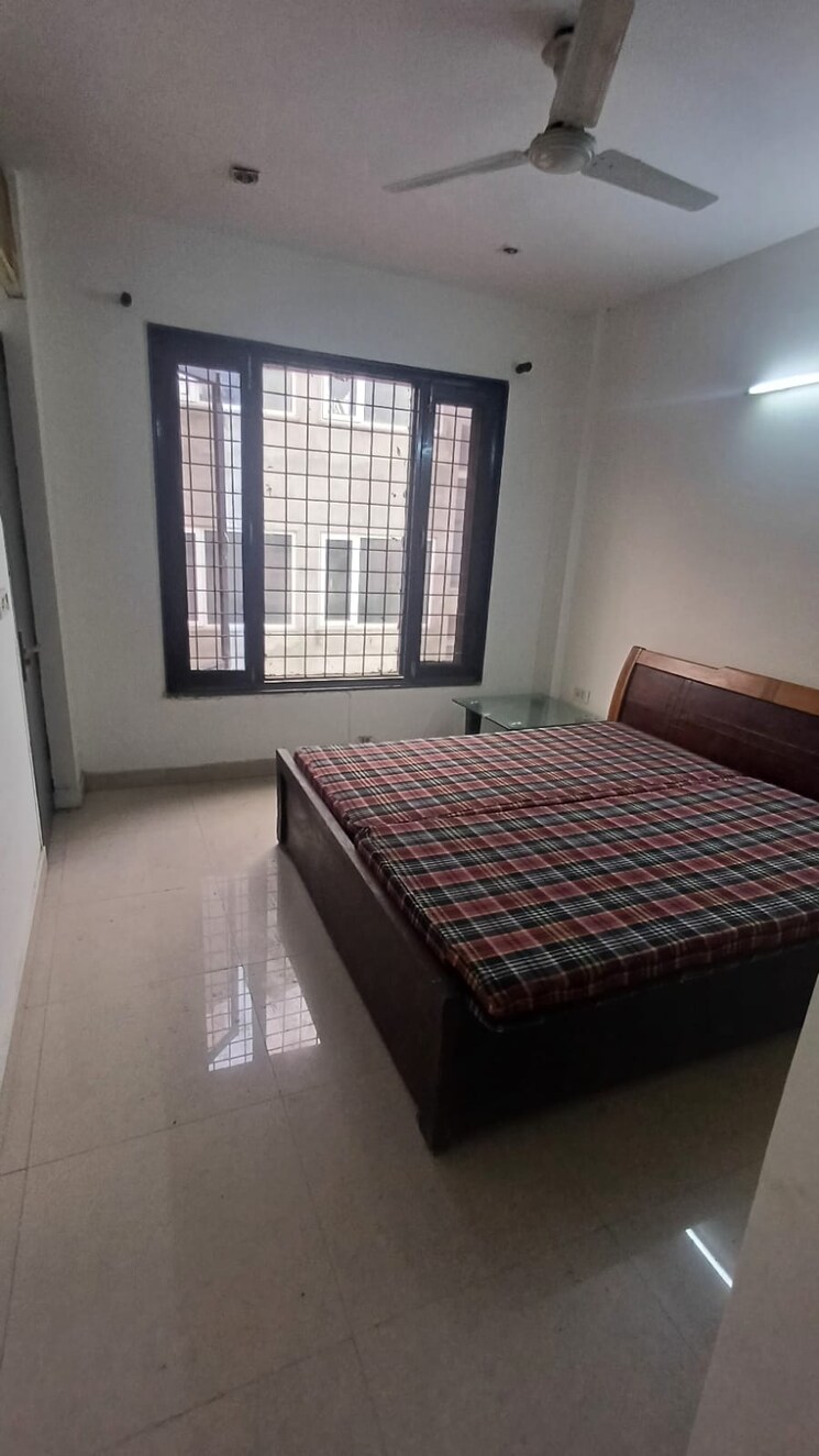 Bedroom, rajinder nagar 2 Bedroom 801 Sq.Ft. Apartment In Rajinder Nagar Delhi 9035512