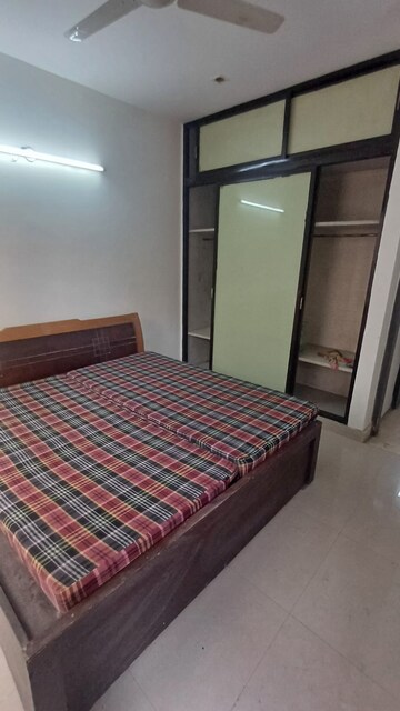 Bedroom in 2 BHK Apartment at Rajinder Nagar – for Rent