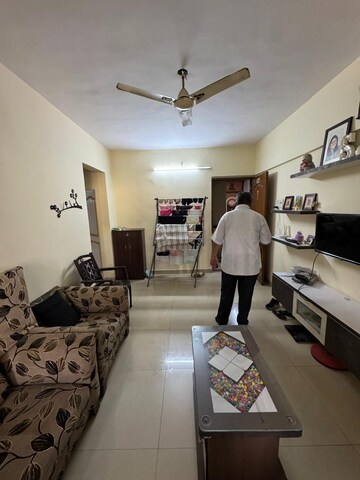 Team Area in 2 BHK Apartment at Bhandup West – for Rent