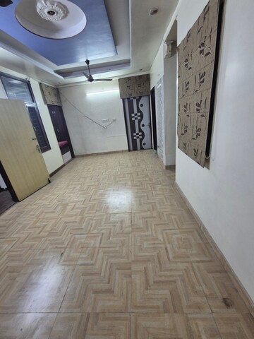 Living Room in 2 BHK Apartment at Raja Park – for Rent