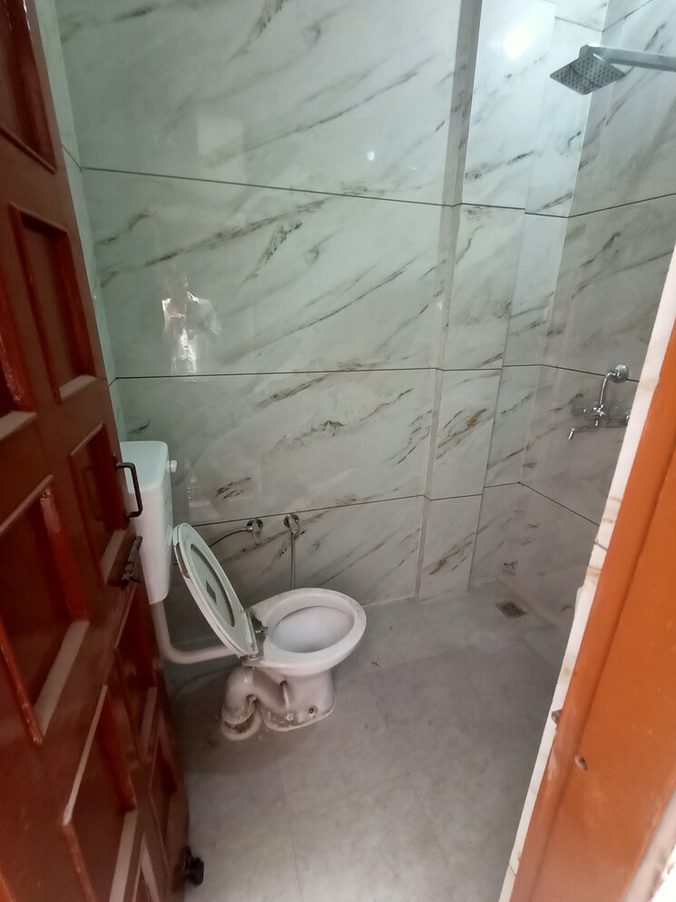 Bathroom, sector 12 panchkula 1 Bedroom 900 Sq.Ft. Independent House In Sector 12 Panchkula Panchkula 9035525