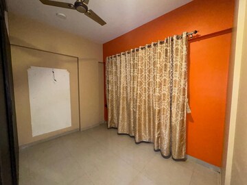 Room in 3 BHK Apartment at Bhandup West – for Rent