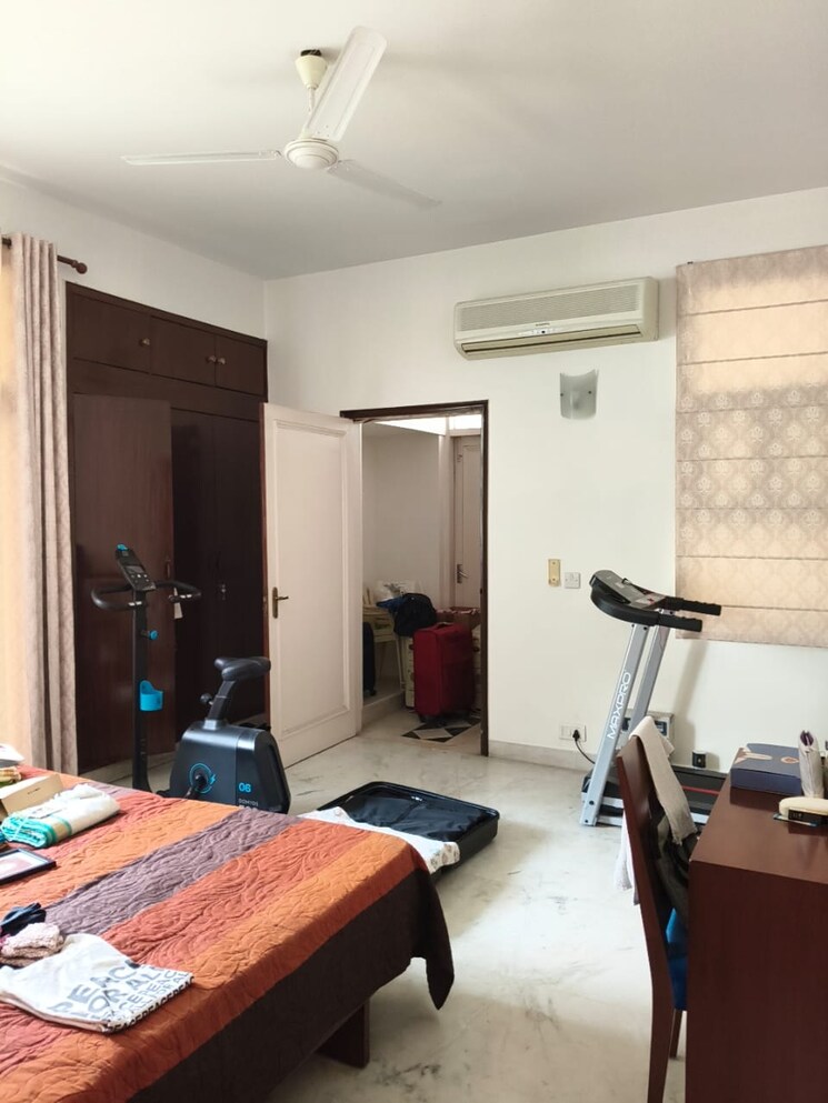 Living Room, shanti niketan 2 Bedroom 2000 Sq.Ft. Builder Floor In Shanti Niketan Delhi 9035816