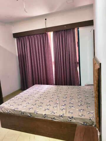 Bedroom in 2 BHK Apartment at Aspen Park, Goregaon East – for Rent