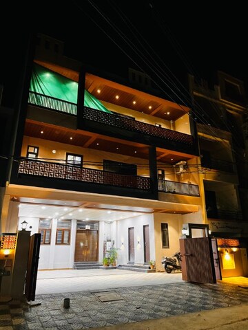 6+ BHK Independent House For Rent in Mansarovar