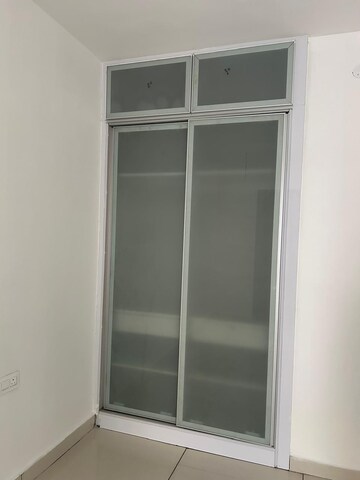 Furnished Amenities in 3 BHK Apartment at Hermitage Centralis, Vip Road – for Rent