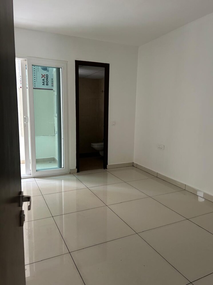 Bathroom, hermitage-centralis 3 Bedroom 2025 Sq.Ft. Apartment In Vip Road Zirakpur 9035780