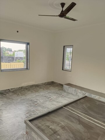Room in 2 BHK Apartment at Vasant Kunj – for Rent