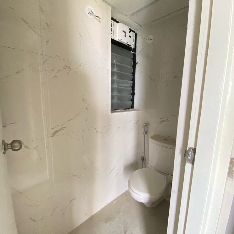 Bathroom, runwal-gardens-phase-2 1 Bedroom 353 Sq.Ft. Apartment In Kalyan Shilphata Road Thane 9035863