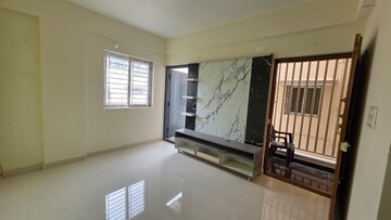 Room in 2 BHK Apartment at Vignana Nagar – for Rent