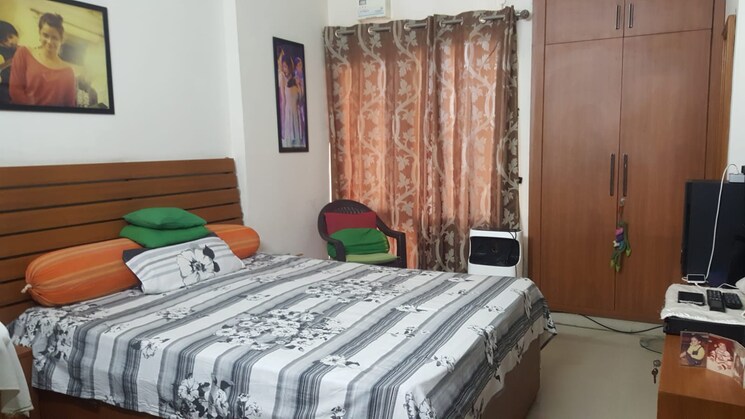 Bedroom, antriksh-golf-view 2 Bedroom 1010 Sq.Ft. Apartment In Sector 78 Noida 9035882