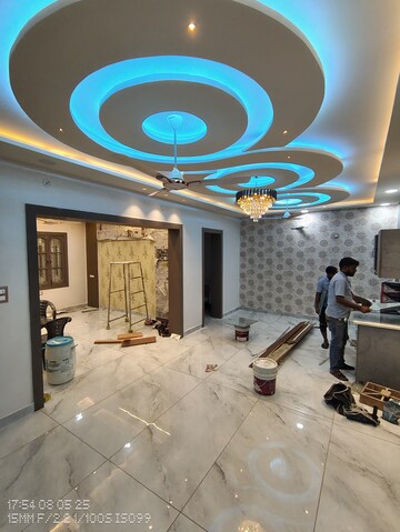 Room in 3 BHK Villa at Jankipuram Extension – for Sale