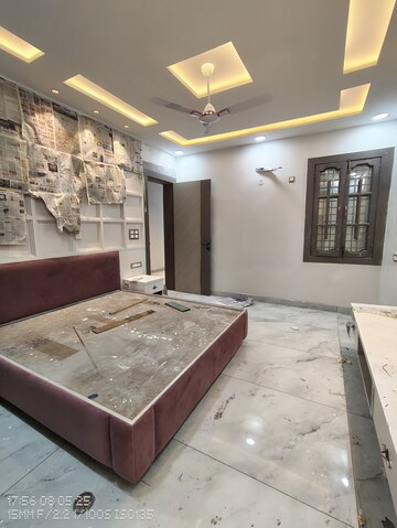Bedroom in 3 BHK Villa at Jankipuram Extension – for Sale