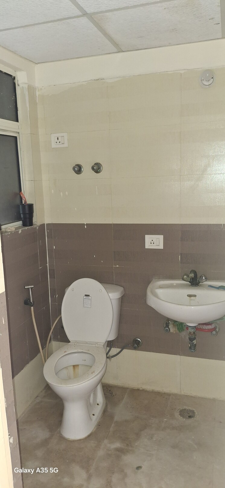 Bathroom, maxblis-white-house 2 Bedroom 1185 Sq.Ft. Apartment In Sector 75 Noida 9035927