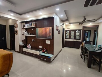 Room in 3.5 BHK Apartment at Sector 82 – for Sale
