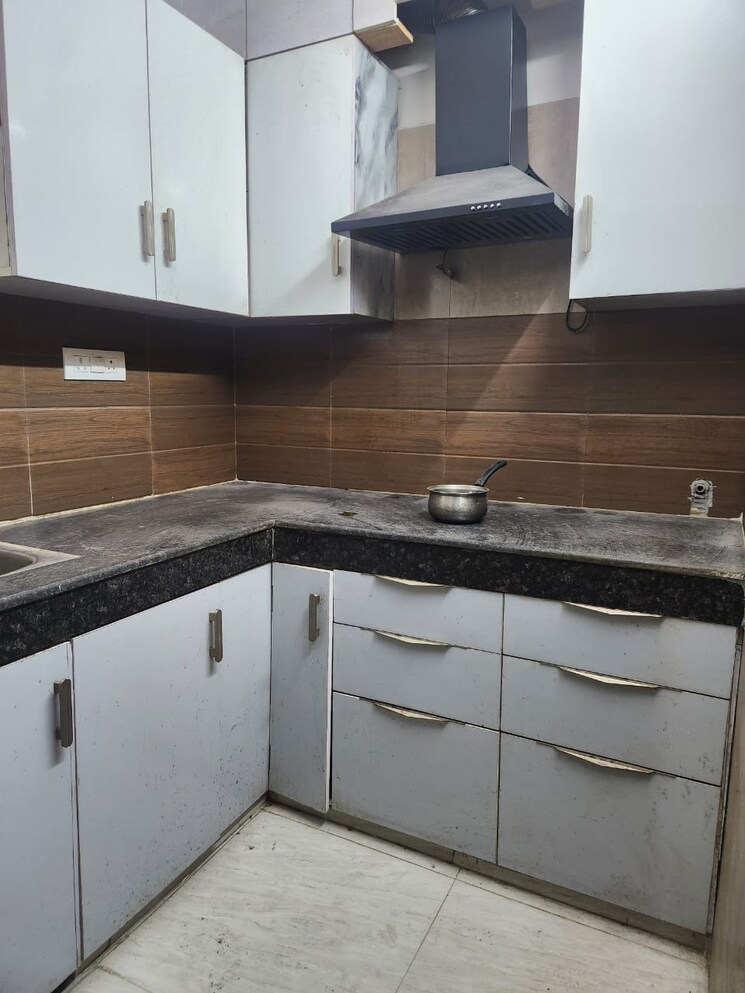 Kitchen, adchini 1 Bedroom 400 Sq.Ft. Apartment In Adchini Delhi 9036110