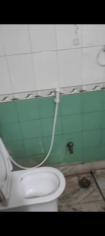 Bathroom in 2 BHK Independent House at Sector 46 – for Rent