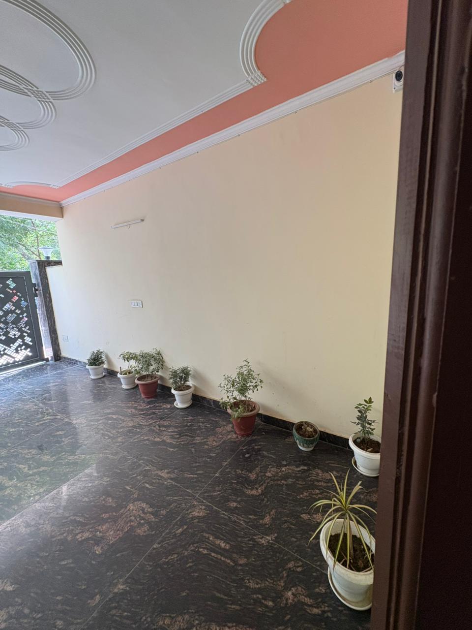 1 RkBuilder Floor For Rent in S Block 