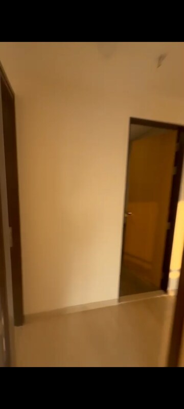 Room in 2 BHK Apartment at Lodha Vista, Lower Parel – for Rent
