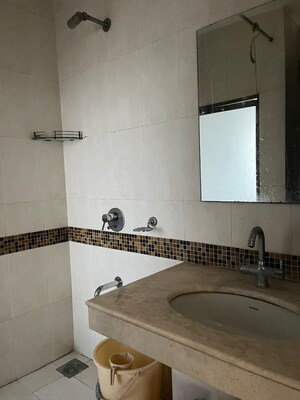 Bathroom in 2.5 BHK Apartment at Oberoi Realty Splendor, Andheri East – for Sale