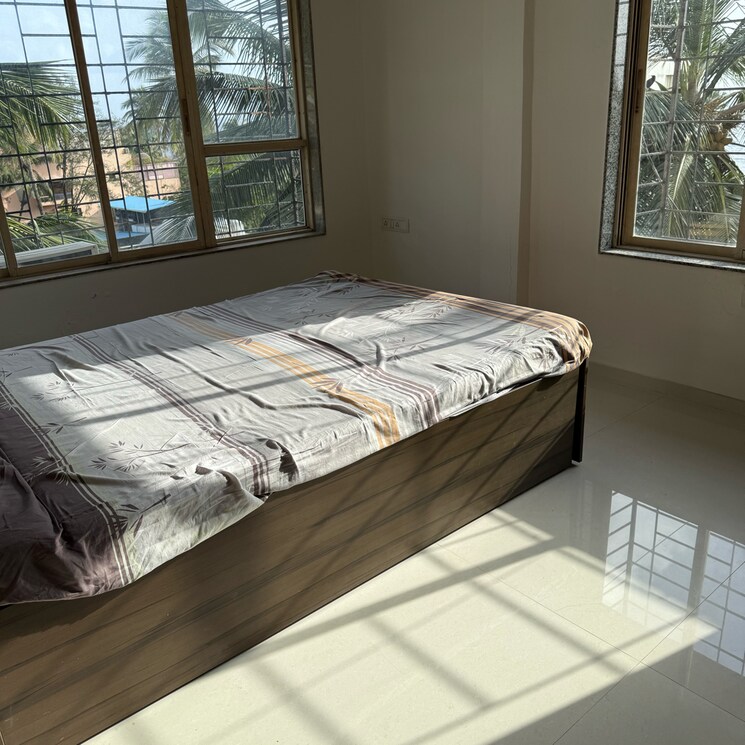 Bedroom, vaishali-chs-juhu 3 Bedroom 1000 Sq.Ft. Apartment In Jannki Kutir Mumbai 9036108
