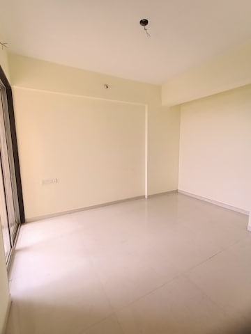 Room in 2 BHK Apartment at Dombivli West – for Rent