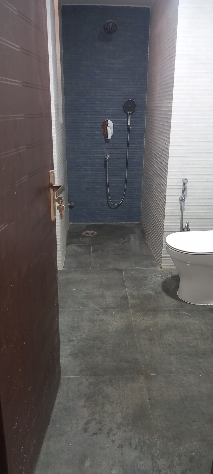Attached Bathroom, ip extension 3 Bedroom 1600 Sq.Ft. Apartment In Ip Extension Delhi 9036130