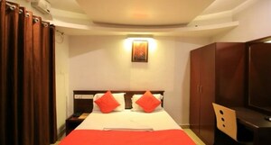 Bedroom in 6+ BHK Independent House at Hbr Layout – for Sale