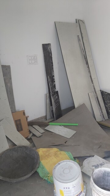 Furnished Amenities in 1.5 BHK Builder Floor at Mayur Vihar – for Rent