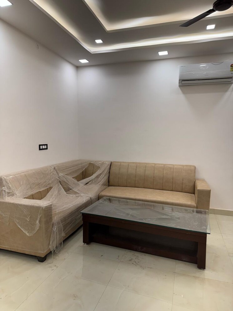 Bedroom, gomti nagar 6+ Bedroom 2250 Sq.Ft. Villa In Gomti Nagar Lucknow 9036189