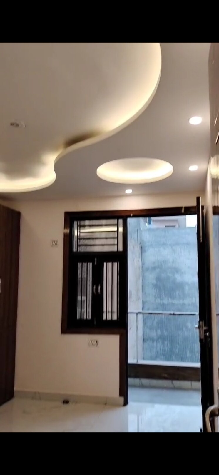 Room, uttam nagar 3.5 Bedroom 100 Sq.Yd. Builder Floor In Uttam Nagar Delhi 9036208