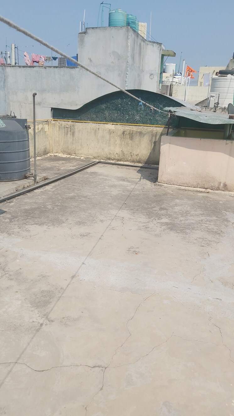 undefined, mayur vihar 3.5 Bedroom 1050 Sq.Ft. Builder Floor In Mayur Vihar Delhi 9036255