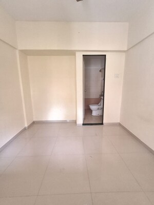 Room in 1.5 BHK Apartment at Shriniwas Serene County, Nanded – for Sale