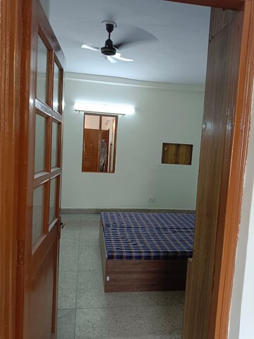 Room in 2 BHK Builder Floor at Lajpat Nagar 4 – for Rent