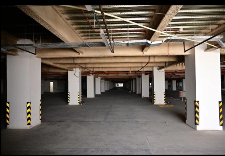 undefined, omaxe-chandni-chowk Commercial Shop 100 Sq.Ft. In Chandni Chowk Delhi 9036388
