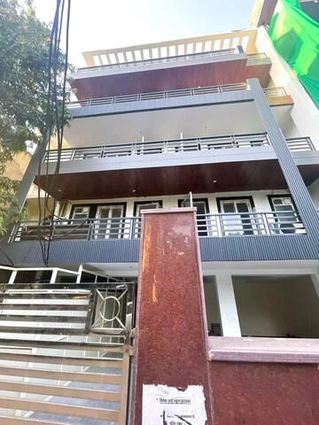 1 RK Builder Floor – Exterior View View at Sector 39 - for Rent