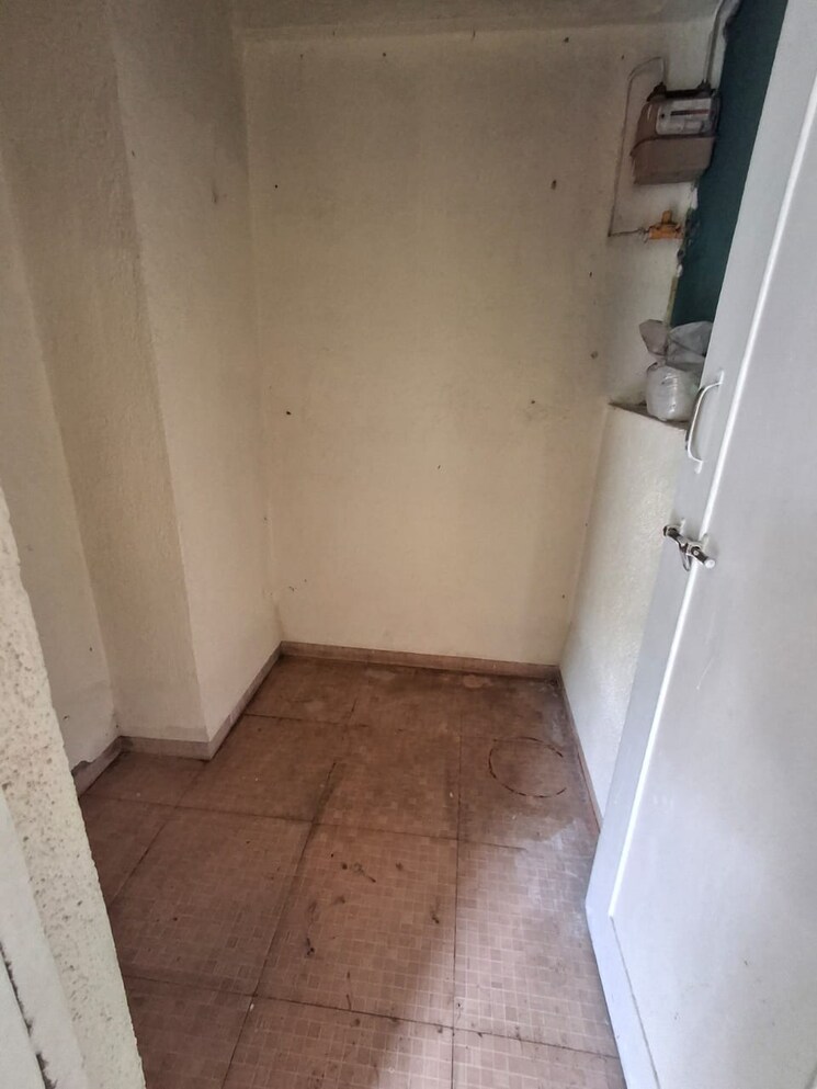 Bathroom, vishwas-paradise 2 Bedroom 920 Sq.Ft. Apartment In Vadgaon Budruk Pune 9036403