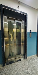 1 BHK + Extra Room 650 Sq.Ft. Builder Floor in Vipul Square