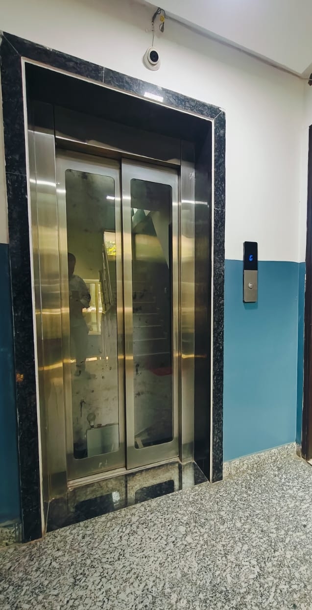 1 BHK + Extra Room Builder Floor For Rent in Vipul Square